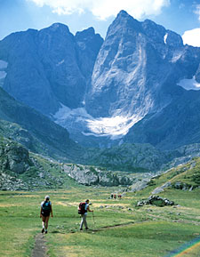 France-Pyrenees-Follow the GR10 in the Pyrenees